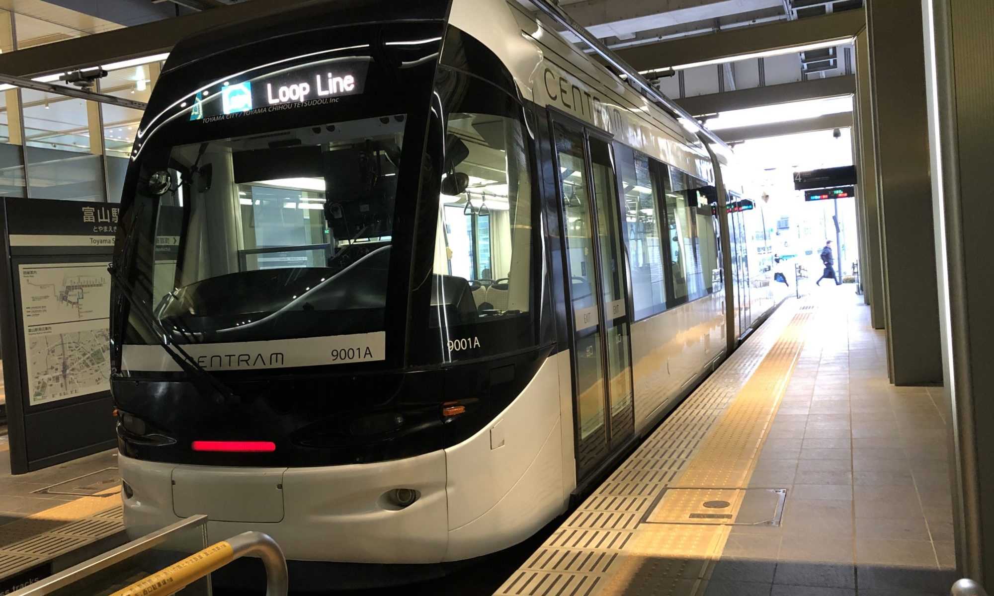 富山市の路面電車＿環状線
