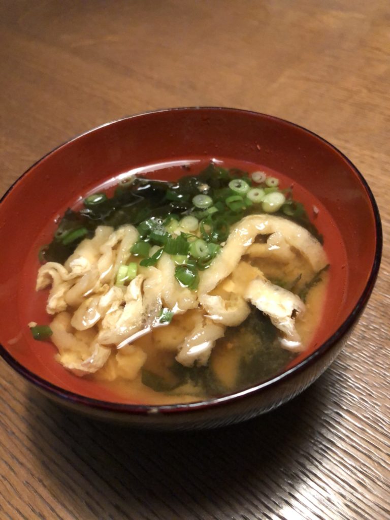 KitchenBeeセレクト、福井県のマルカワみそを使ったフリーズドライのお味噌汁。美味しさに創造力が刺激され、４つのアレンジで頂きました。 –  週末は美術館へ