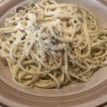 カチョエペペ（cacio e pepe）／ローマの名物パスタ料理／簡単だけど、味わい深いひと皿を週末ランチに作ってみた。